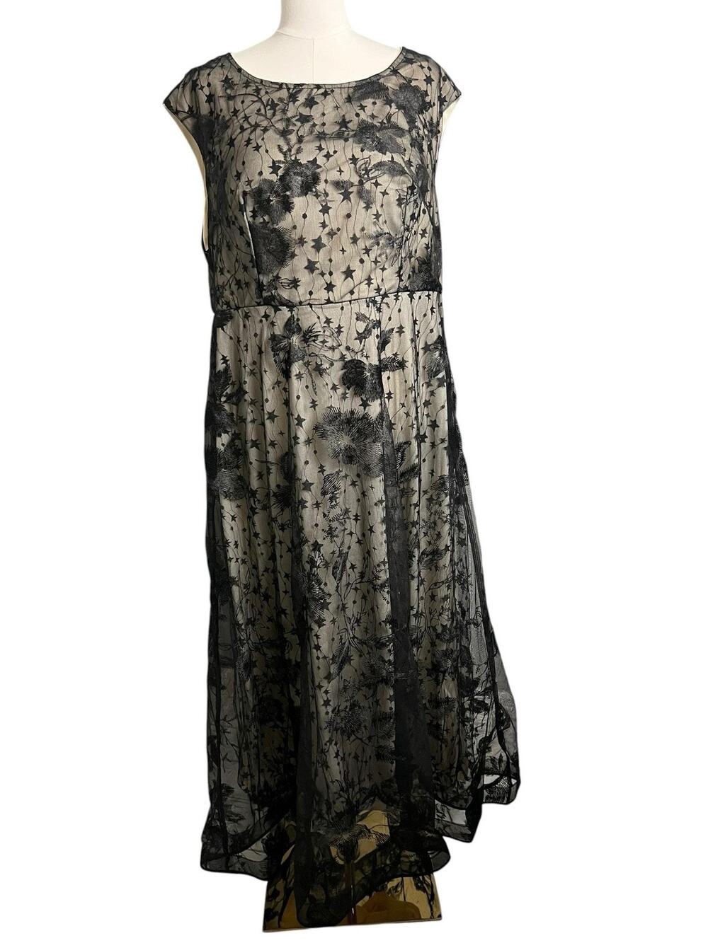 SHEIN Curve Maxi Dress Womens 3XL Black Floral Embroidered Chiffon Lined Formal